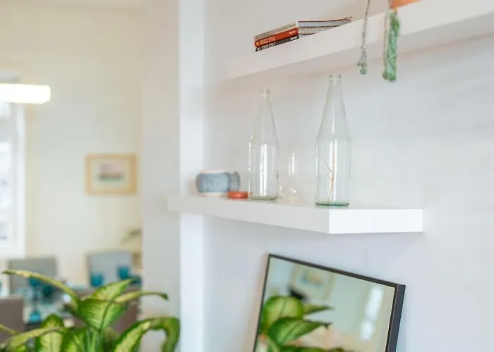 Oasis Sea View - 3 Bedrooms *