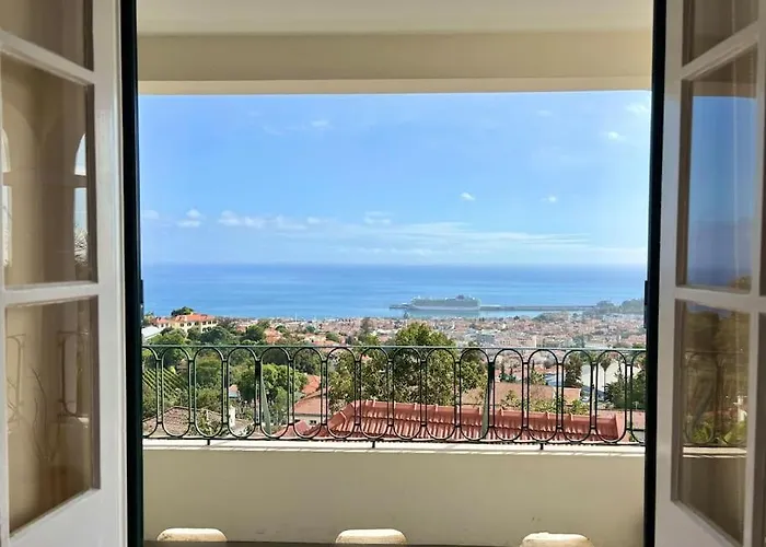 Oasis Sea View - 3 Bedrooms