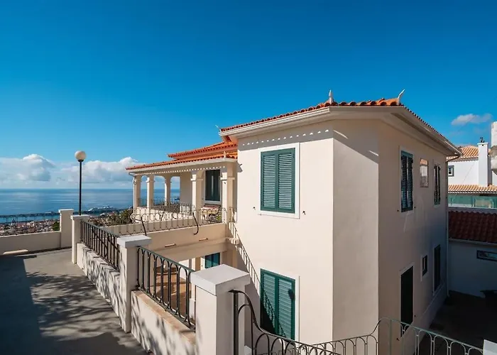 Oasis Sea View - 3 Bedrooms