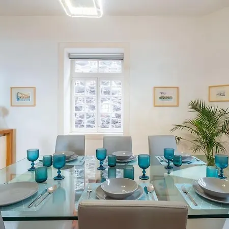 Oasis Sea View - 3 Bedrooms